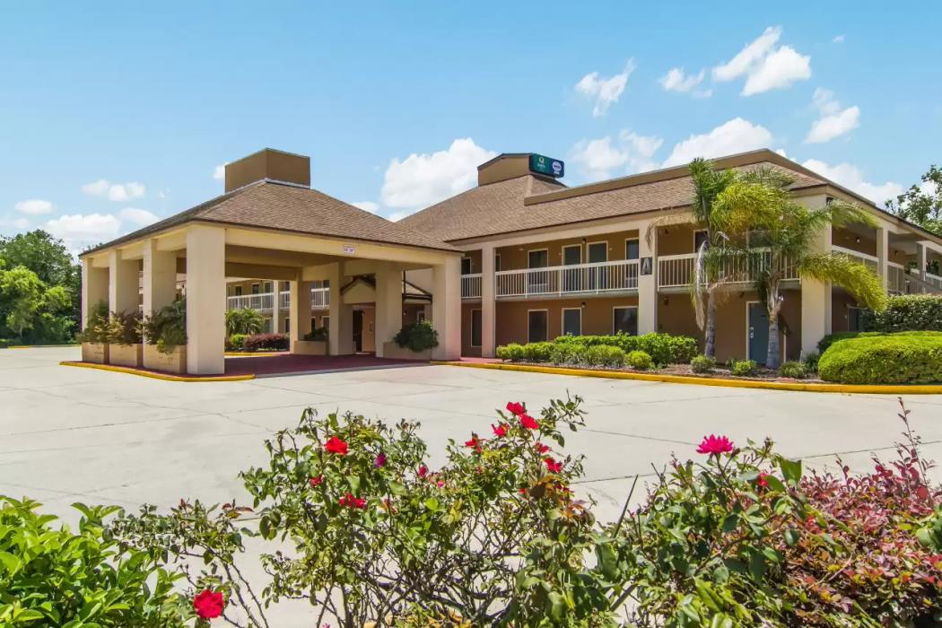 suburban studios hotel kingsland near i 95