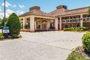 suburban studios hotel kingsland near i 95