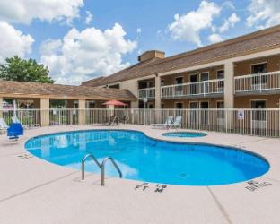 suburban studios hotel kingsland near i 95
