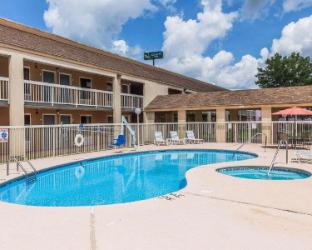 suburban studios hotel kingsland near i 95