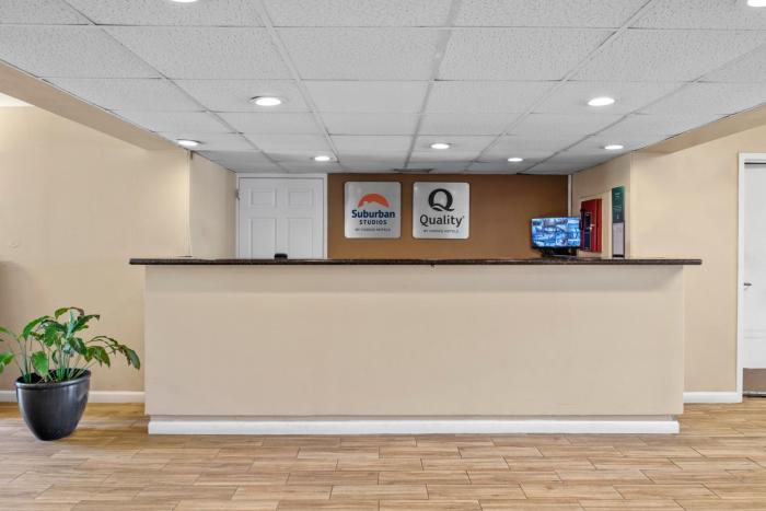 suburban studios hotel kingsland near i 95