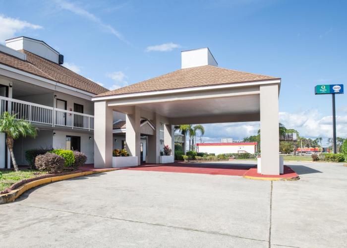 suburban studios hotel kingsland near i 95