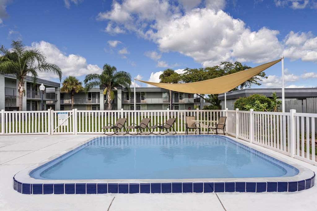 super 8 by wyndham ocala i 75