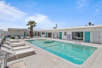 desert hot springs