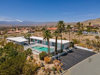 desert hot springs