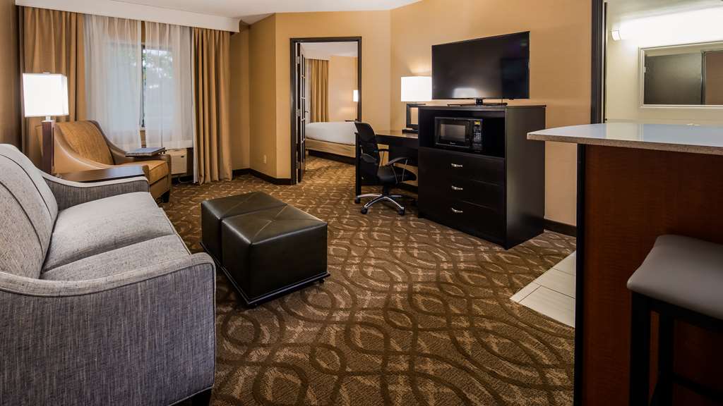 best western okemos east lansing hotel and suites