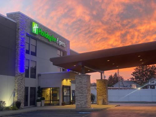 holiday inn express olean by ihg