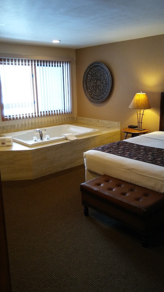 lodge at leathem smith