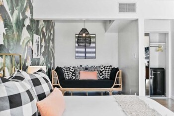 the marley hotel by avantstay