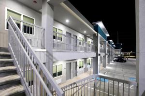 express inn