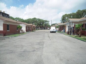 bayfront cottages