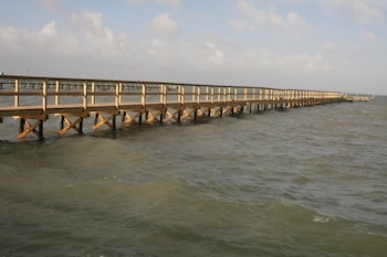bayfront cottages