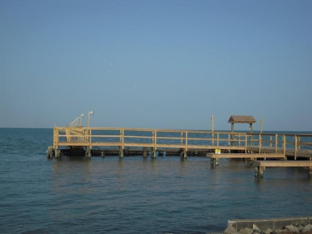 bayfront cottages