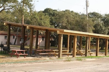 Bayfront Cottages,Near Fulton Mansion,3 star