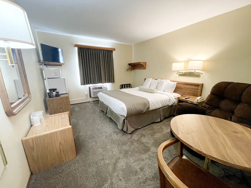 beartooth hideaway inn and cabins