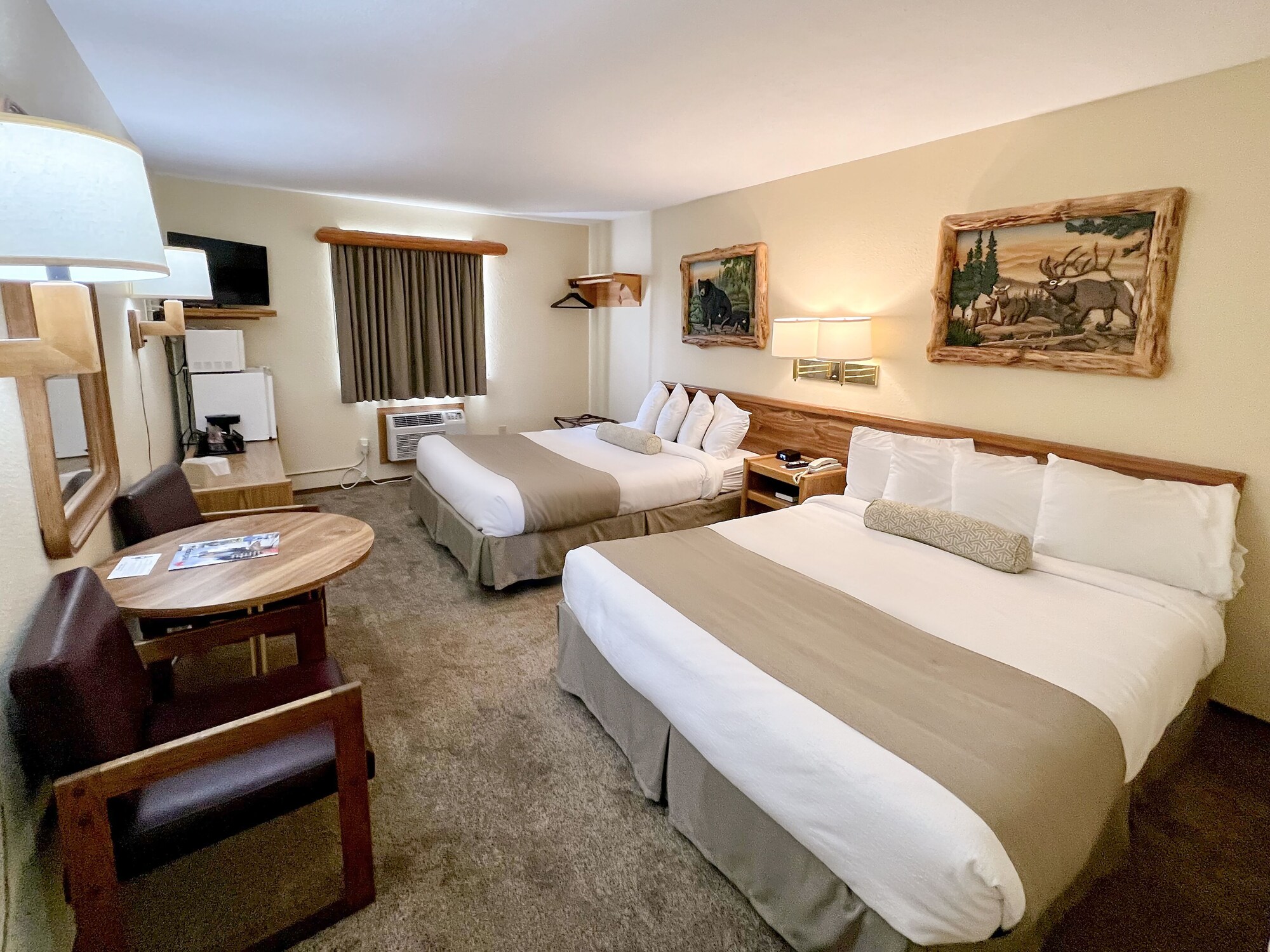 beartooth hideaway inn and cabins