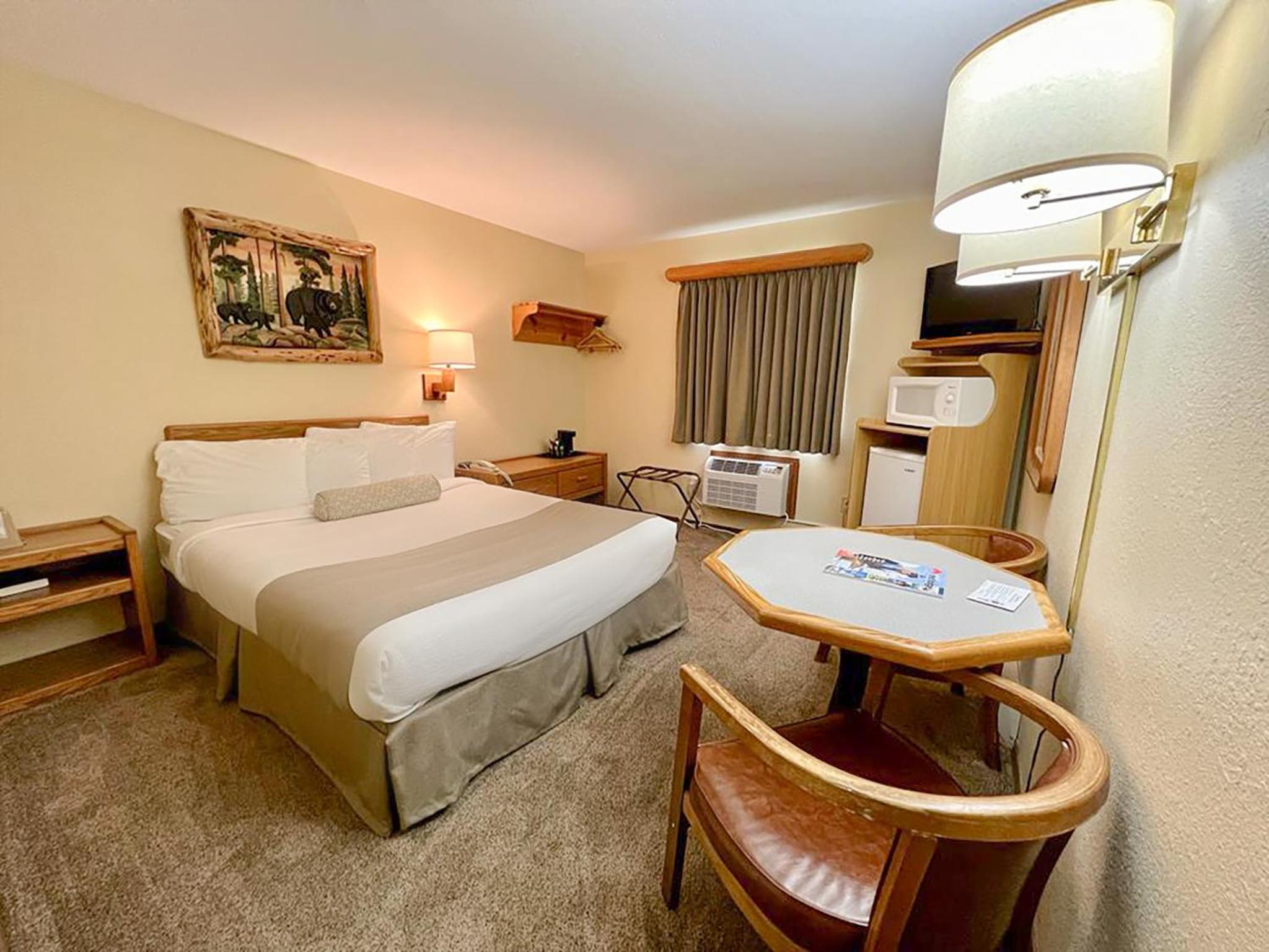 beartooth hideaway inn and cabins