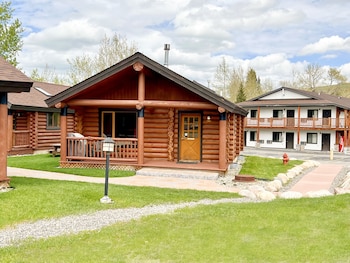 beartooth hideaway inn and cabins