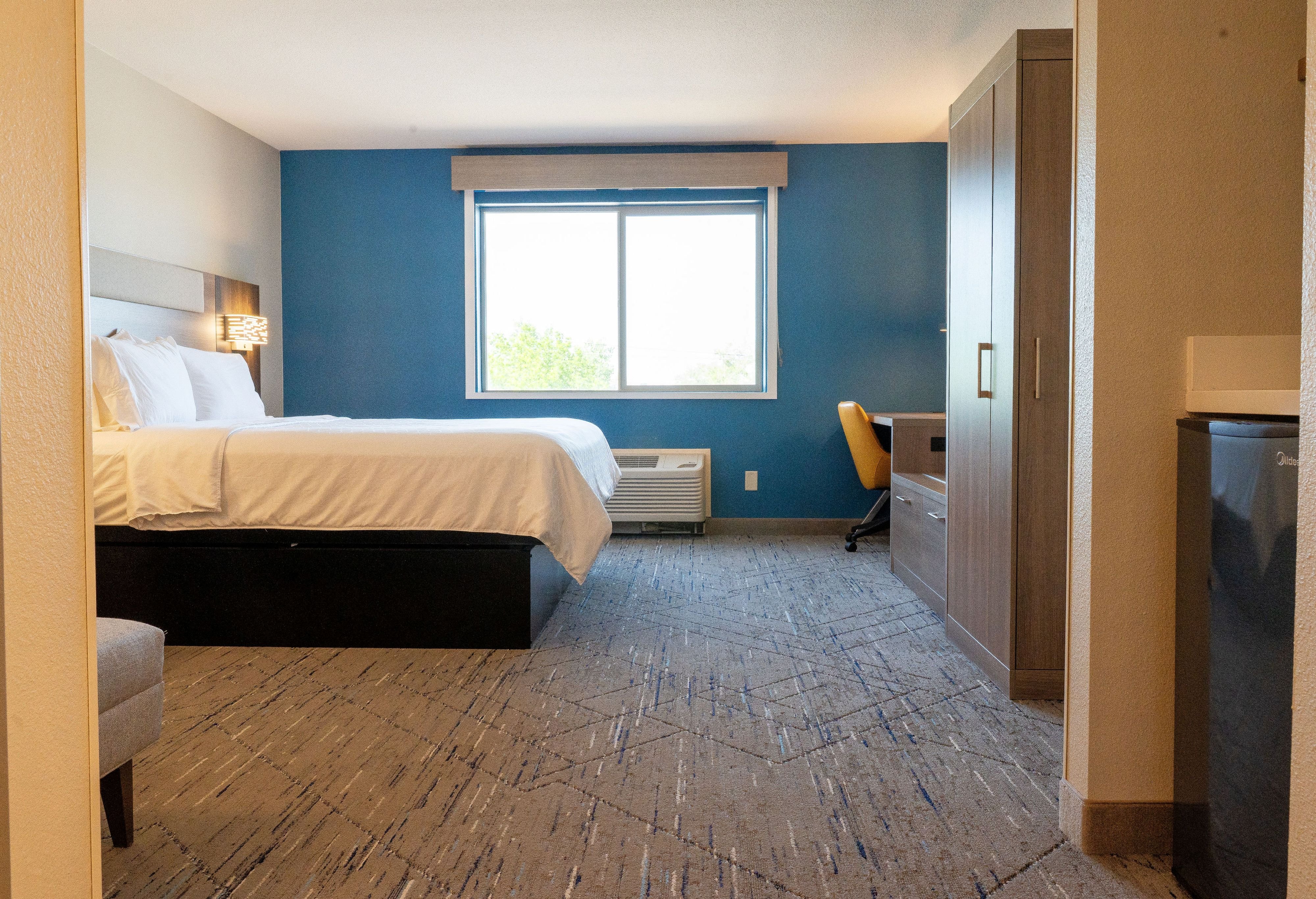 holiday inn express fallon by ihg
