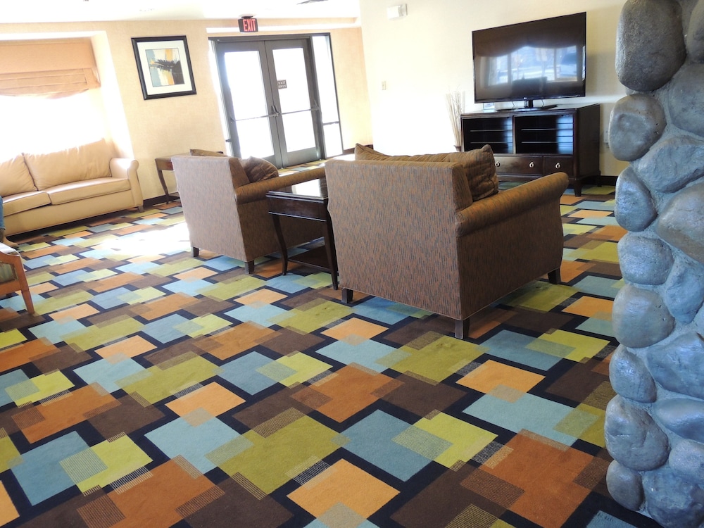 holiday inn express fallon by ihg