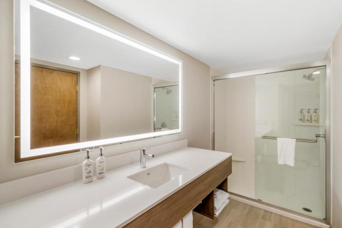 holiday inn express fallon by ihg