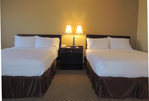 holiday inn express fallon by ihg