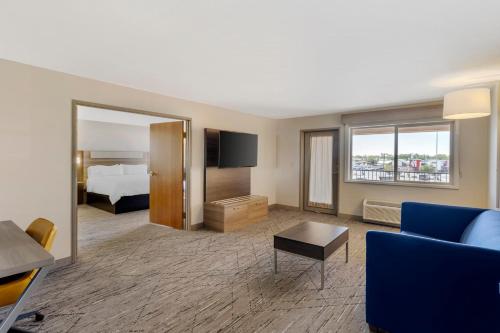 holiday inn express fallon by ihg