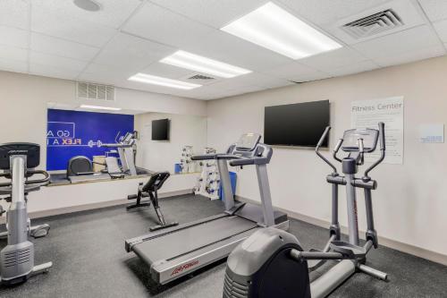 holiday inn express fallon by ihg