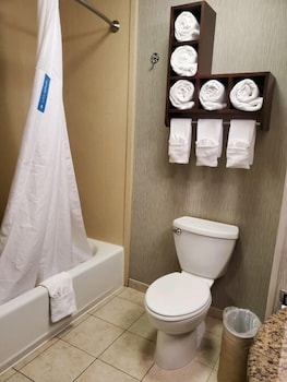 hampton inn and suites craig