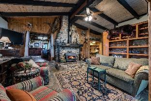 the davies family inn adults only