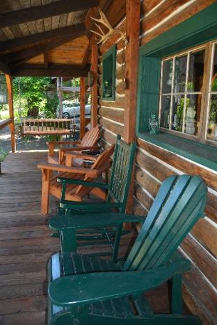 the davies family inn adults only