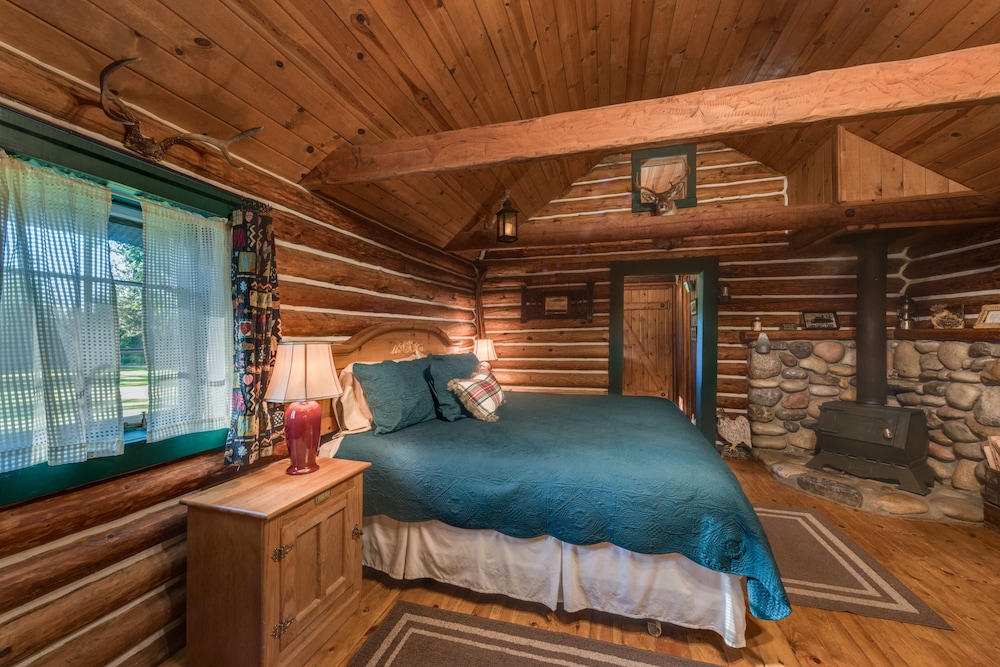 the davies family inn adults only