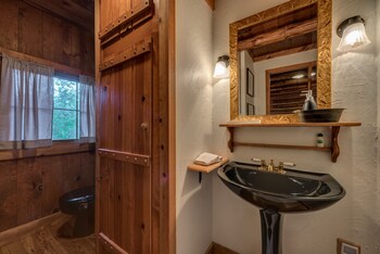 the davies family inn adults only