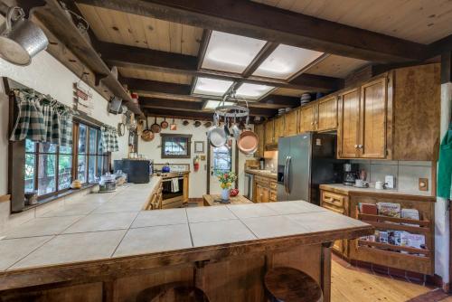 The Davies Family Inn - Adults Only,El Dorado>>Camino,4 star