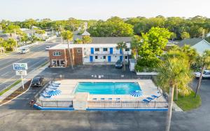 royal palms motel