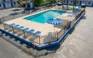 royal palms motel