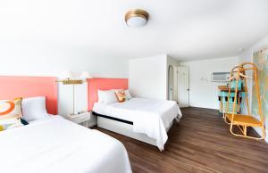 royal palms motel
