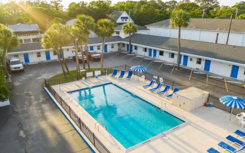 royal palms motel