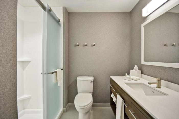 home2 suites by hilton queensbury lake george