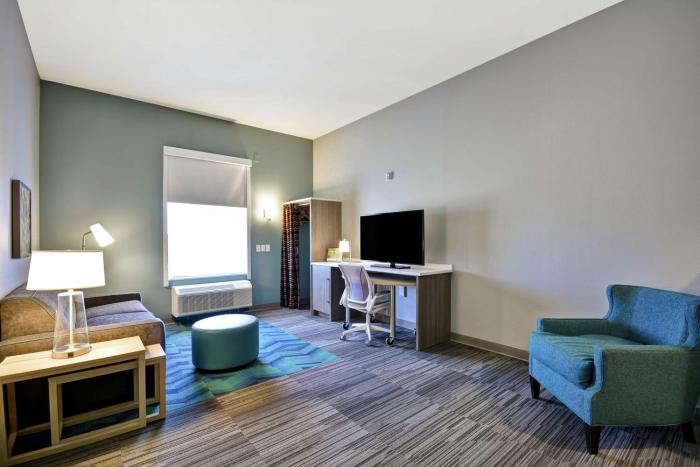 home2 suites by hilton queensbury lake george