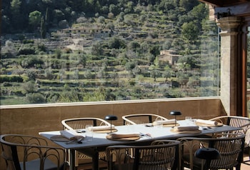 hotel valldemossa