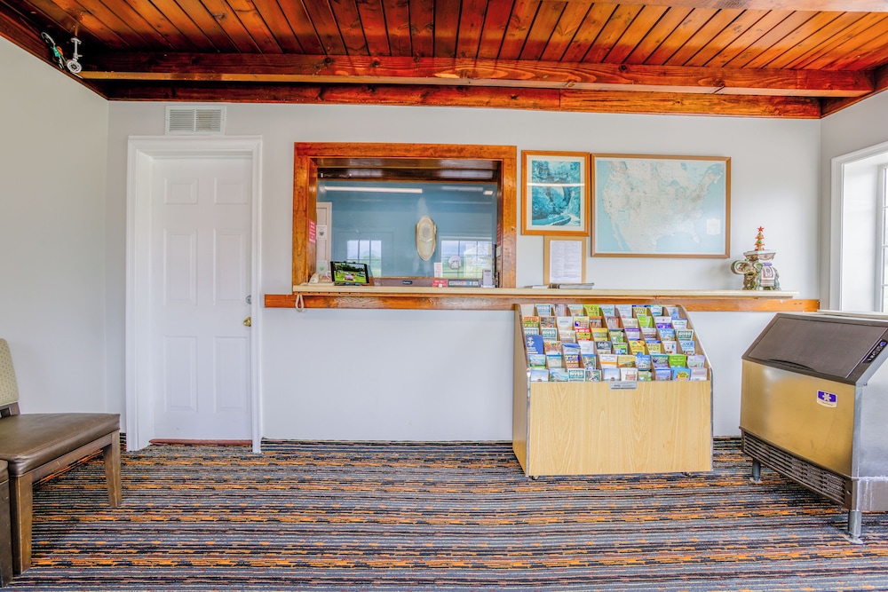 budget inn by oyo natural bridge i 81