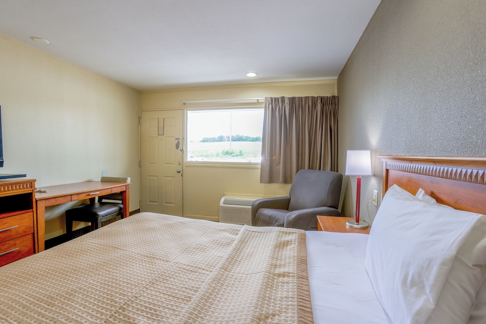 budget inn by oyo natural bridge i 81