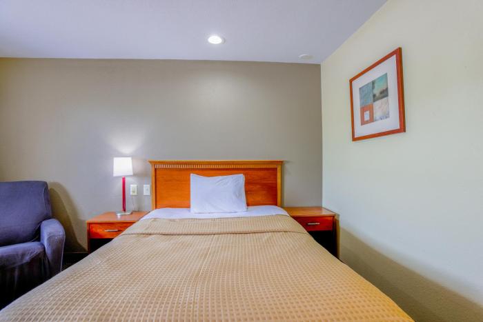 budget inn by oyo natural bridge i 81