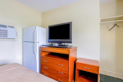 budget inn by oyo natural bridge i 81