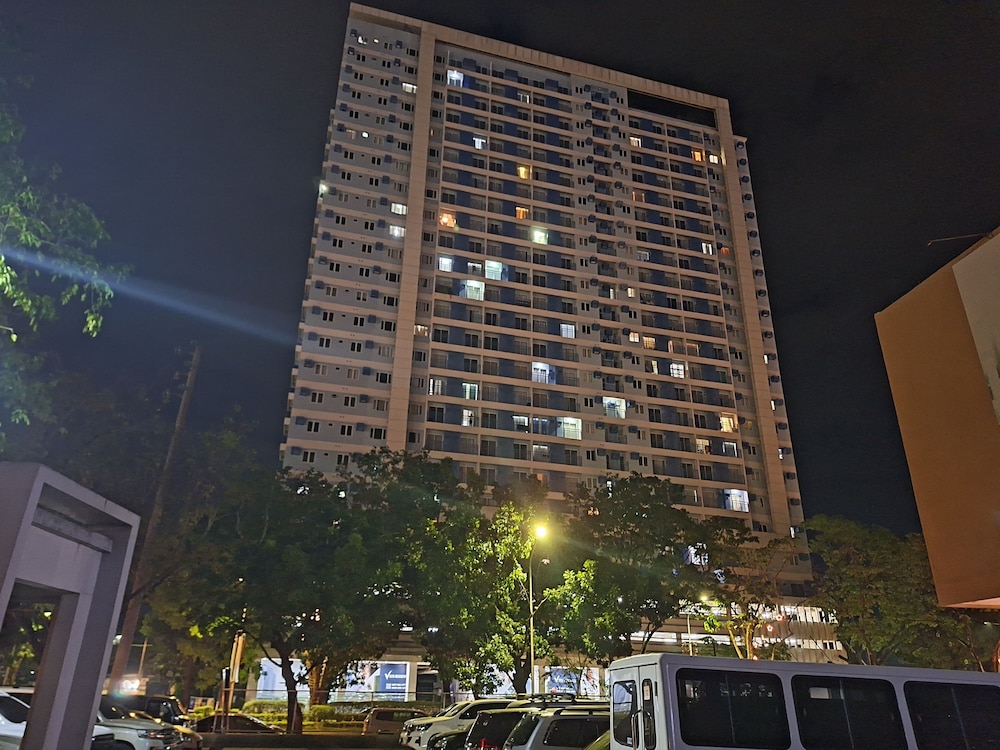 stunning and cosy studio unit at the loop limketkai