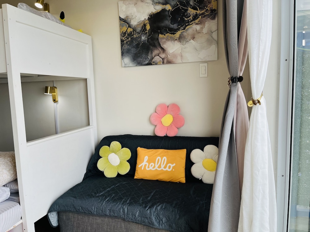 stunning and cosy studio unit at the loop limketkai