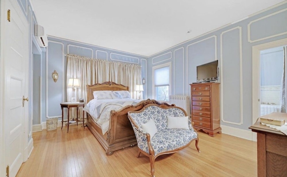 600 main a bandb and victorian tea room