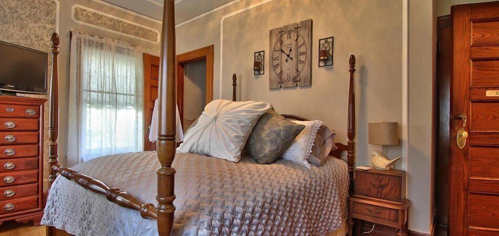 600 main a bandb and victorian tea room