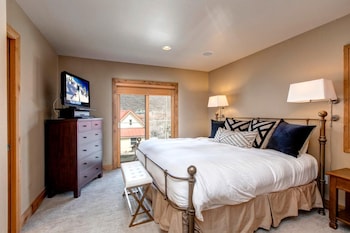 K B M Resorts- Pnf-860 Large 3Bd, Hot Tub, Fire Pit, Mountain View, Easy Walk Main St!,860 Norfolk Avenue, Park City,3 star